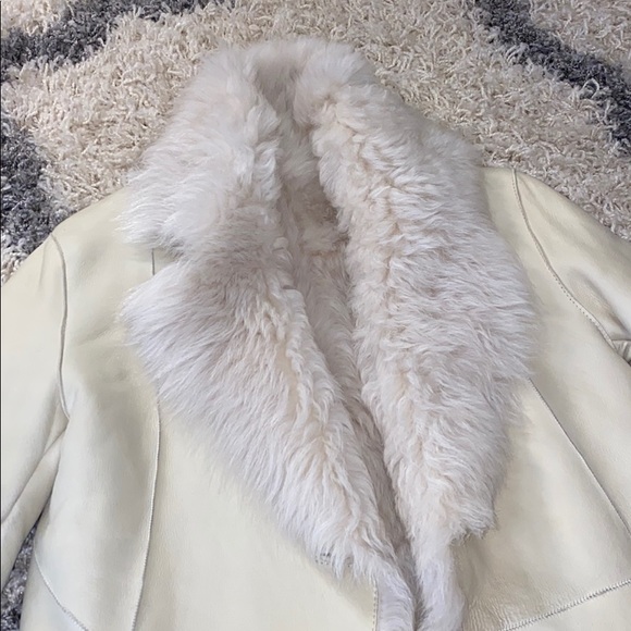 Beautiful leather/ shearling winter coat - Picture 4 of 15